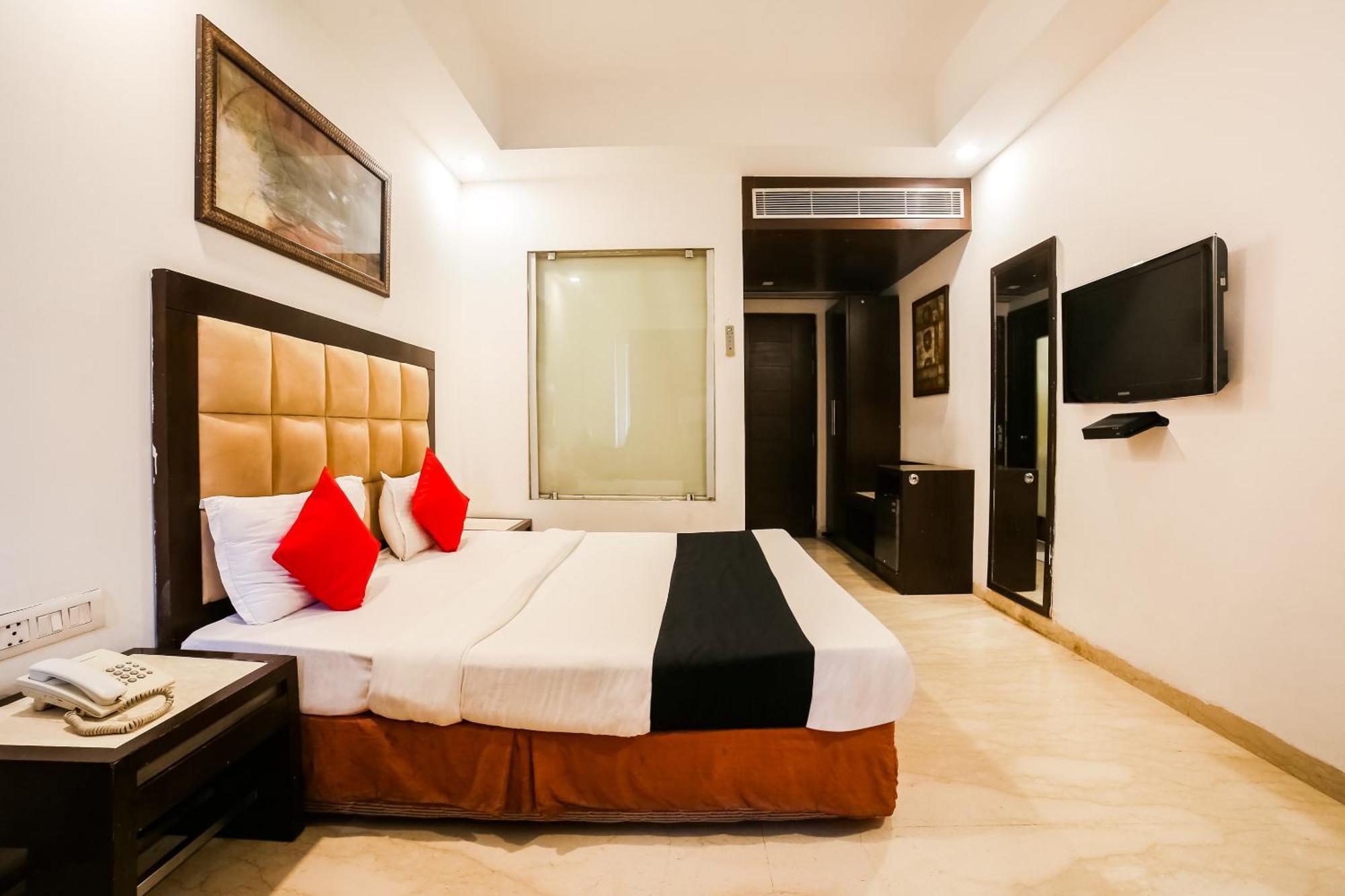 Hotel Livasa Inn Near Blk Hospital Delhi  Room photo